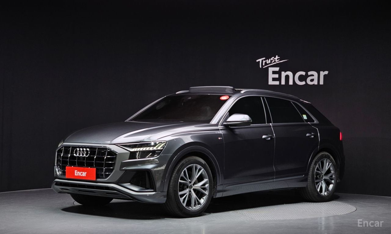 Audi Q8