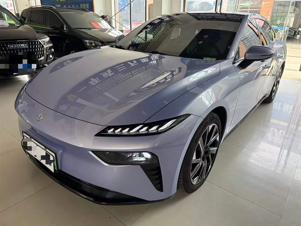 Dongfeng eπ007