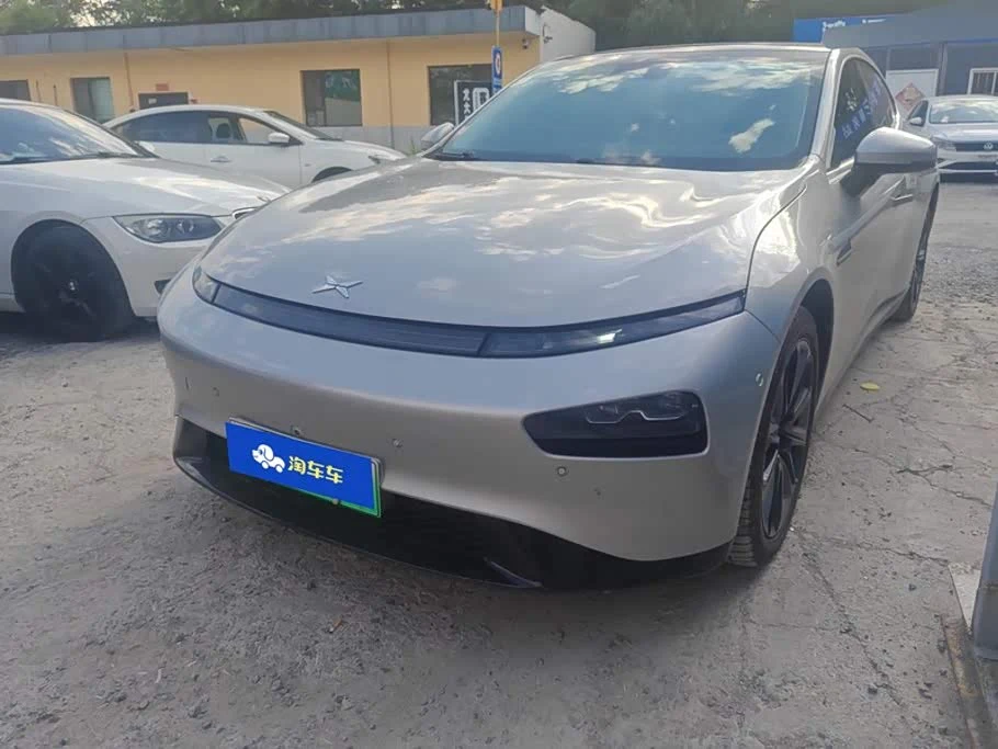 Xpeng P7