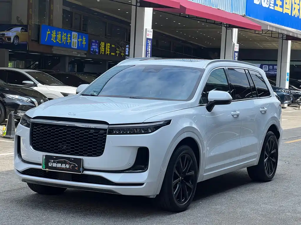 Li Auto ONE
