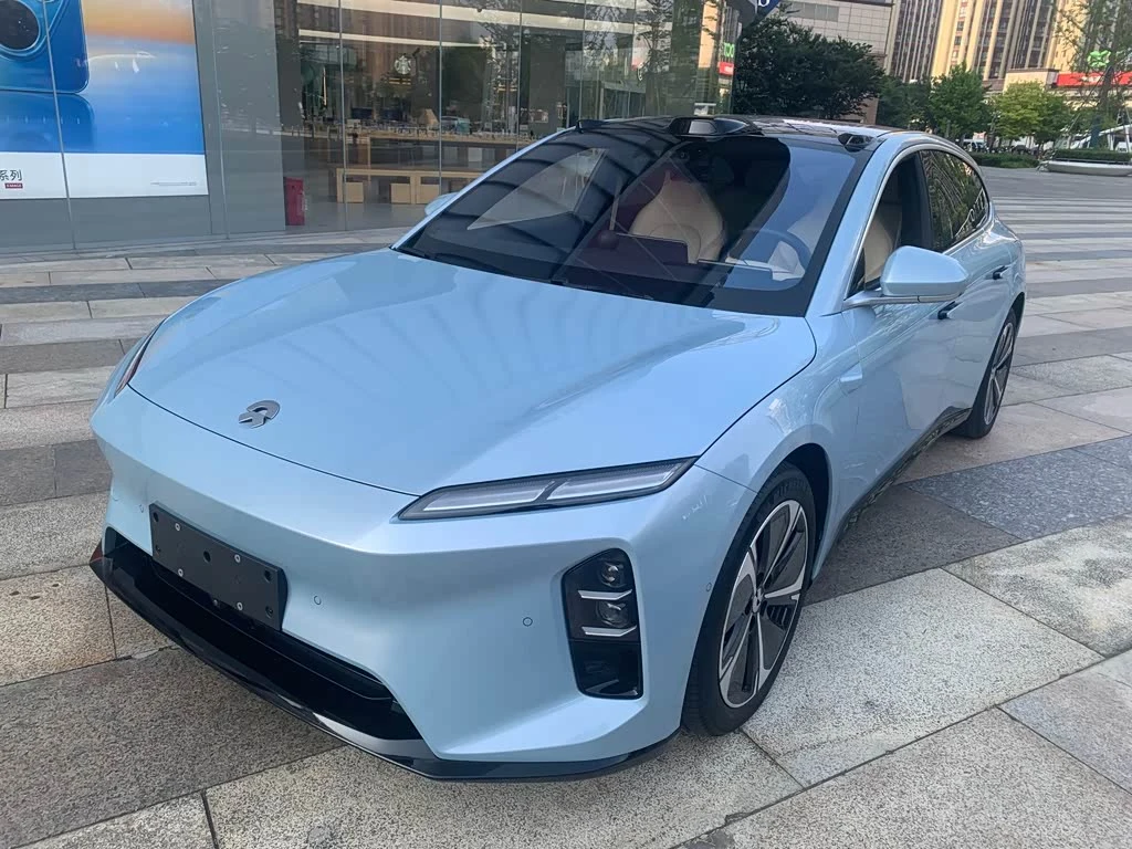 NIO ET5T