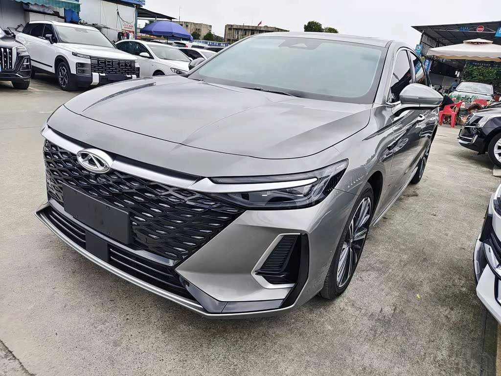 Chery Arrizo 8