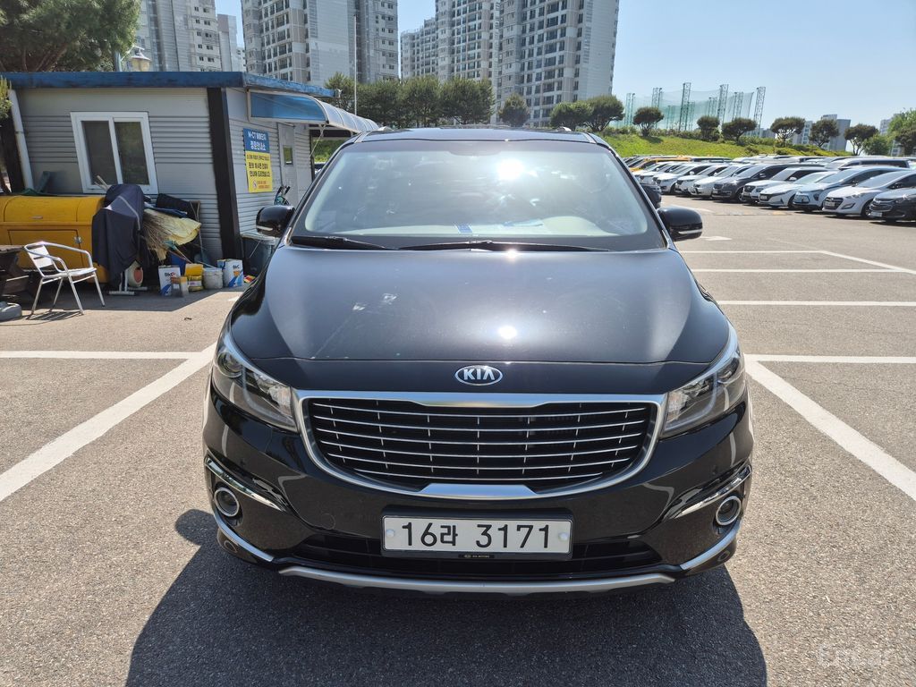 Kia Carnival