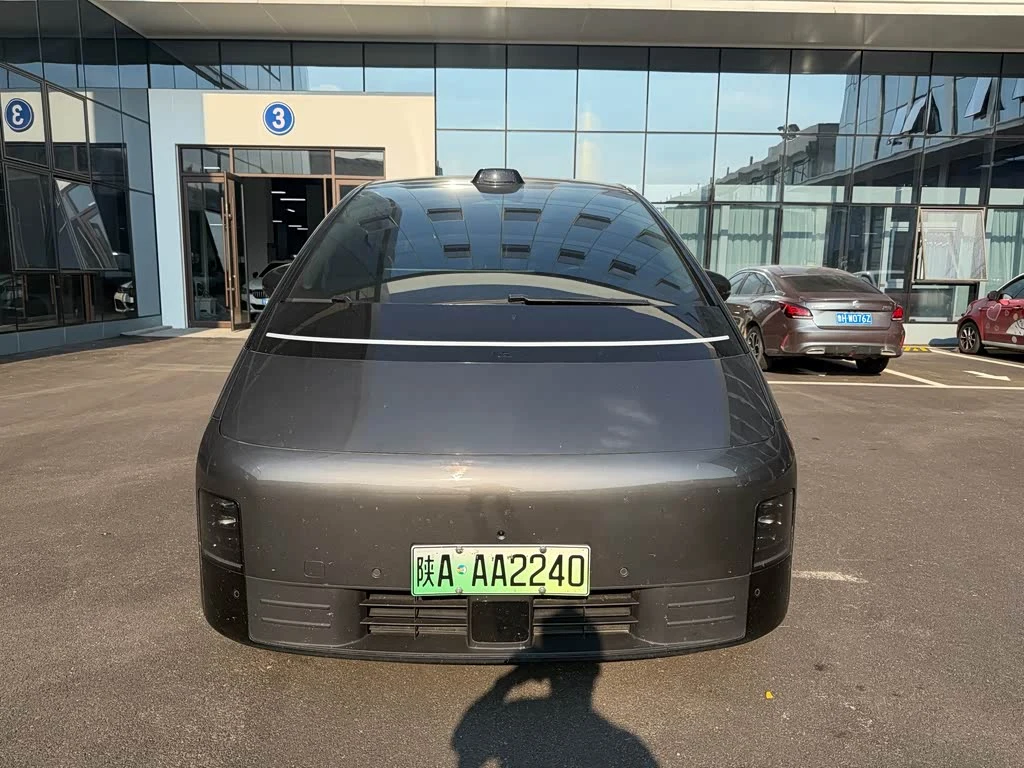 Li Auto MEGA