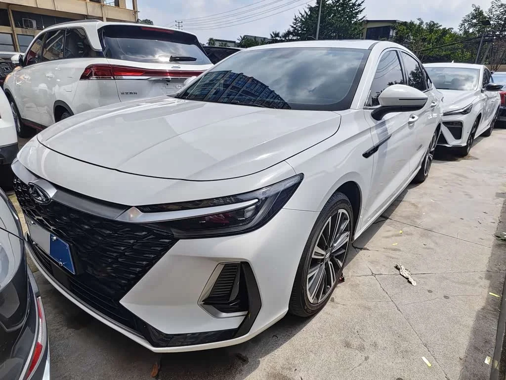 Chery Arrizo 8