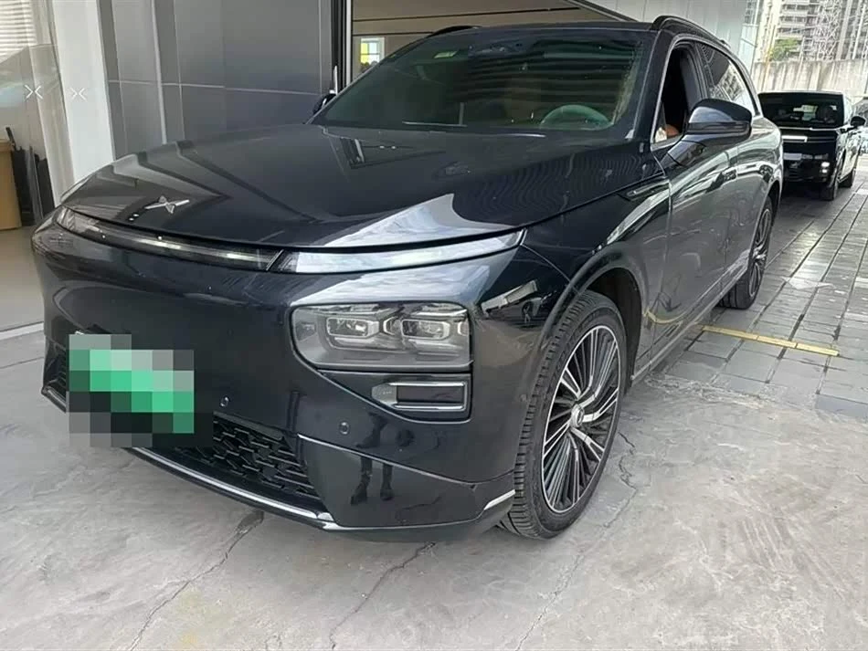 Xpeng G9