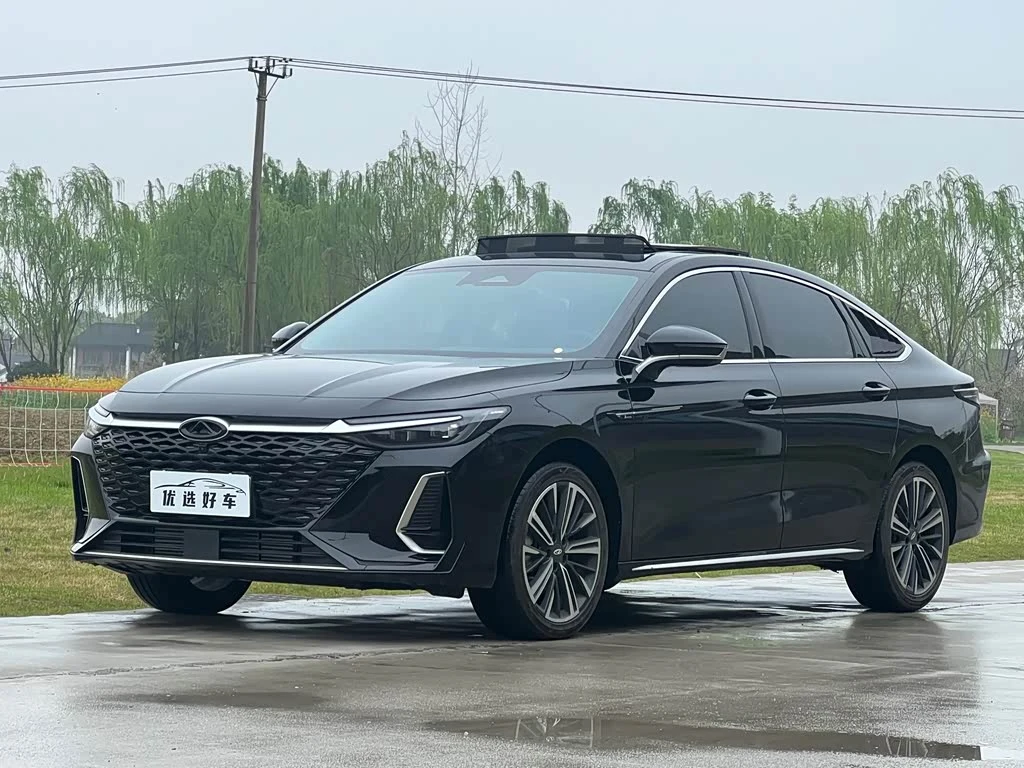 Chery Arrizo 8