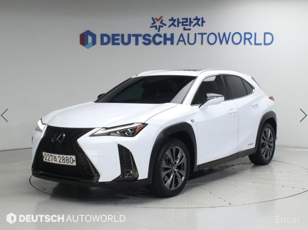 Lexus UX