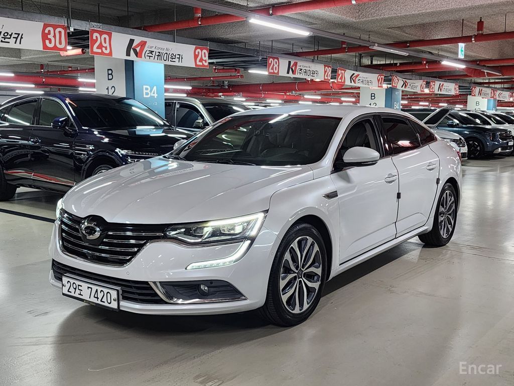 Renault SM6