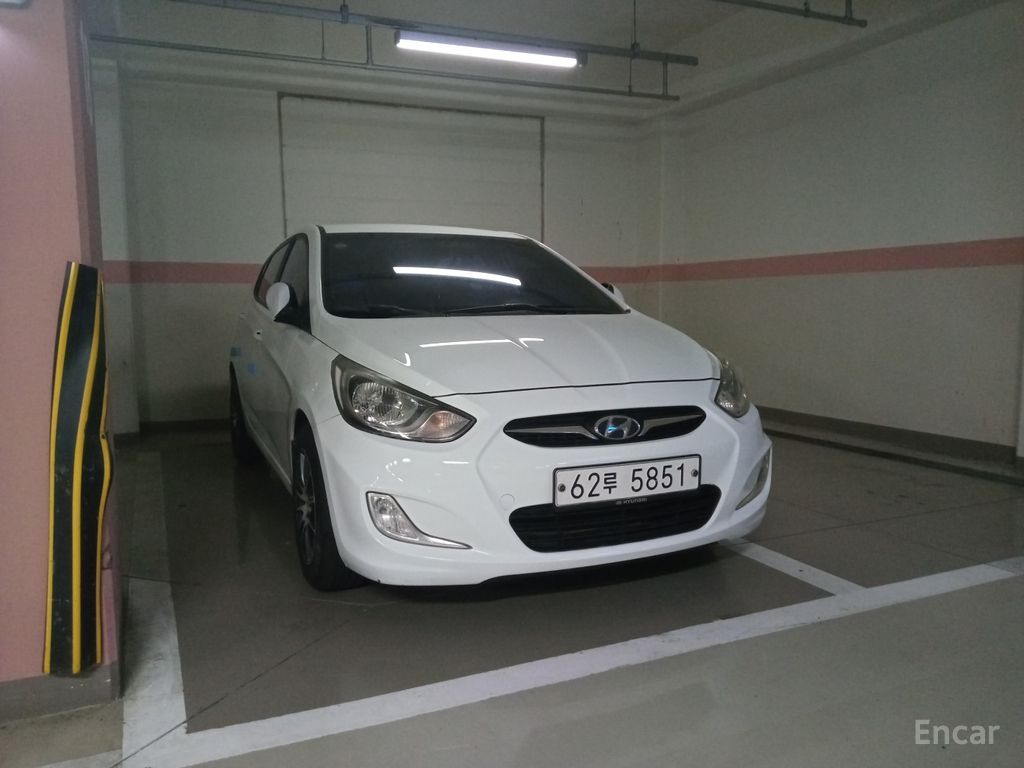 Hyundai Accent