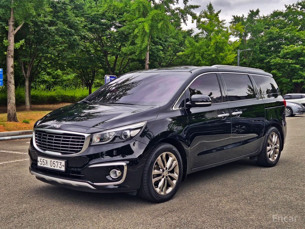 Kia Carnival