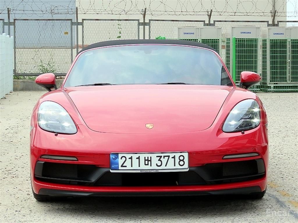 Porsche 718