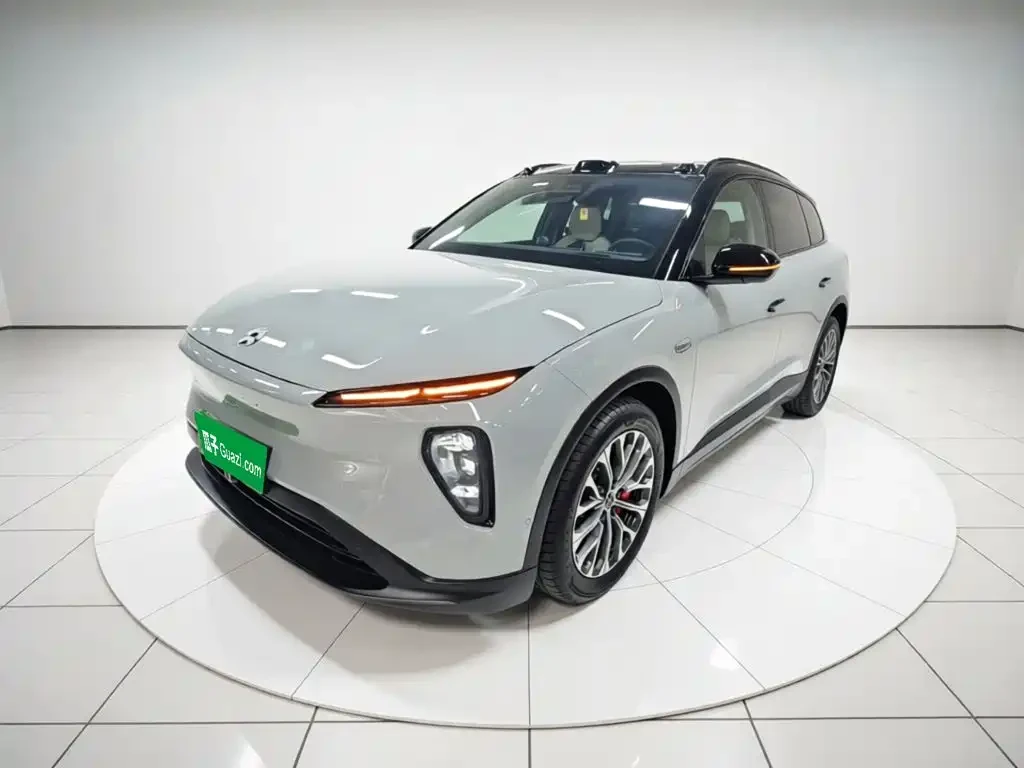 NIO ES6