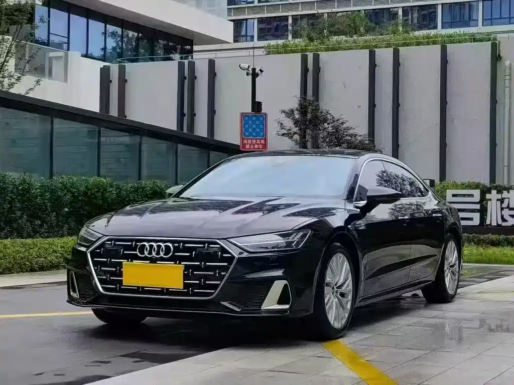 Audi A7L
