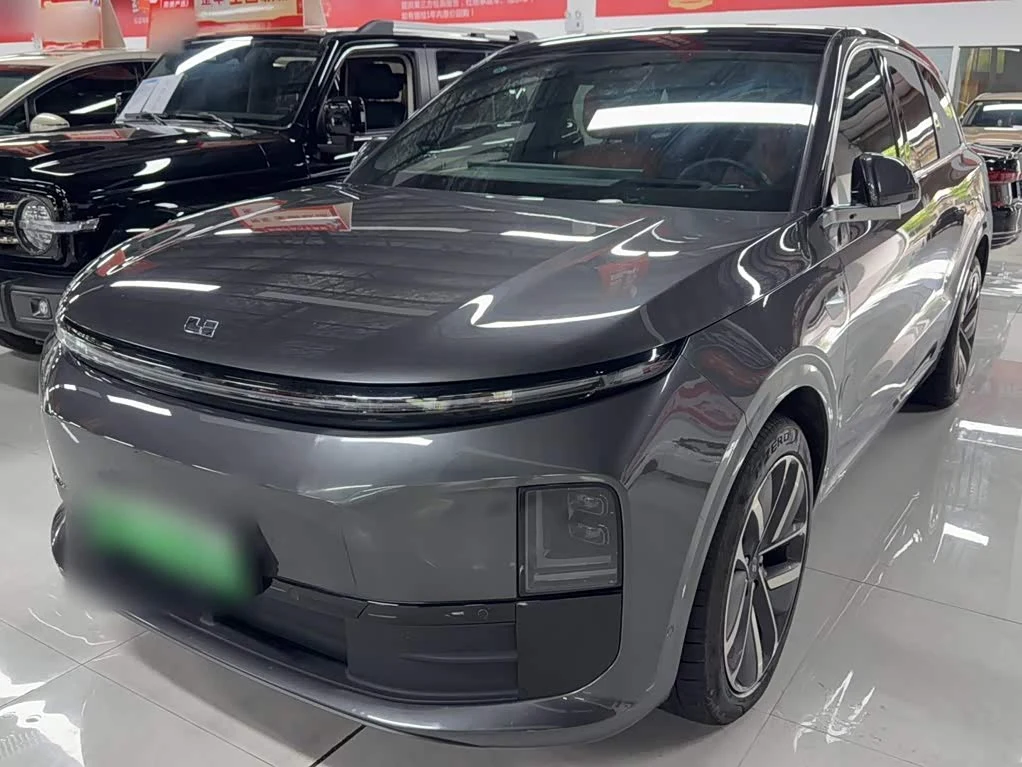 Li Auto L6