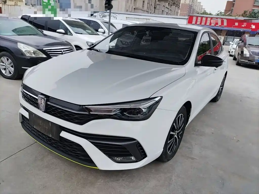 Roewe i5
