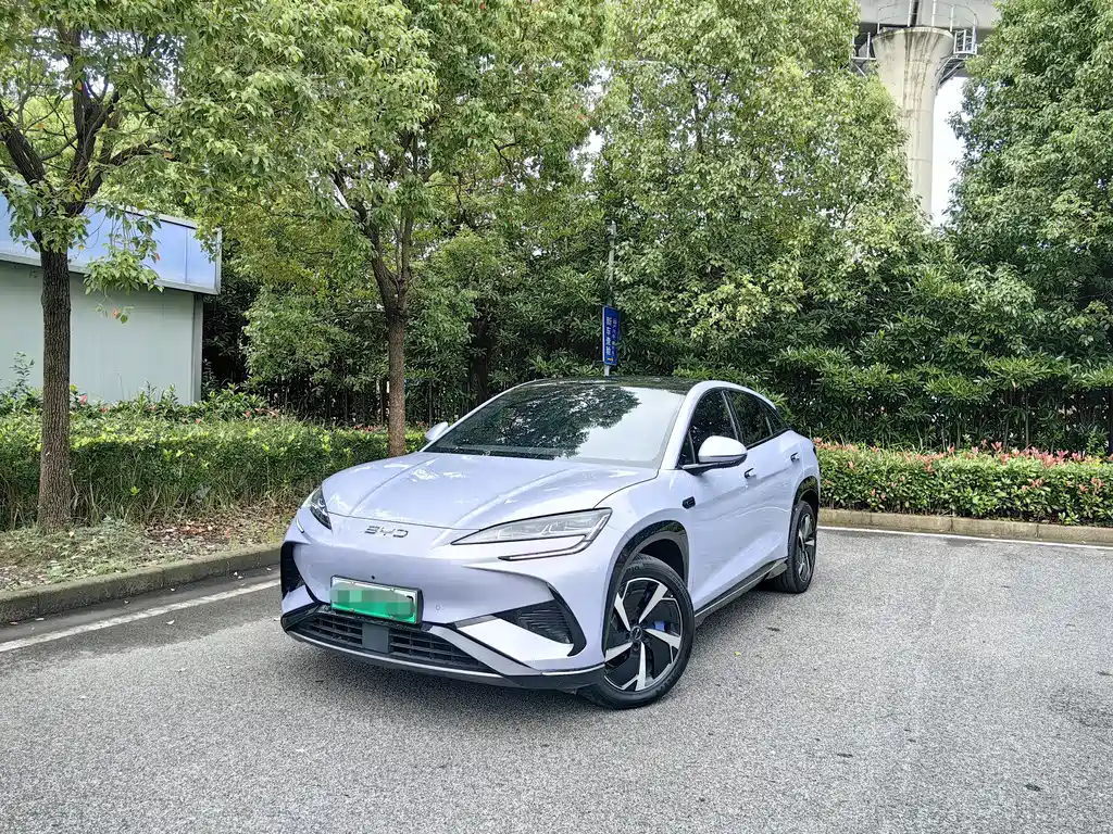 BYD 07 EV