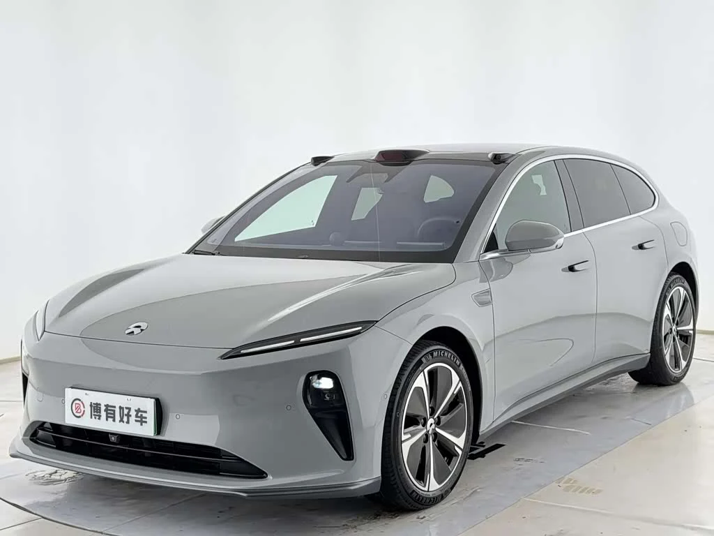 NIO ET5T
