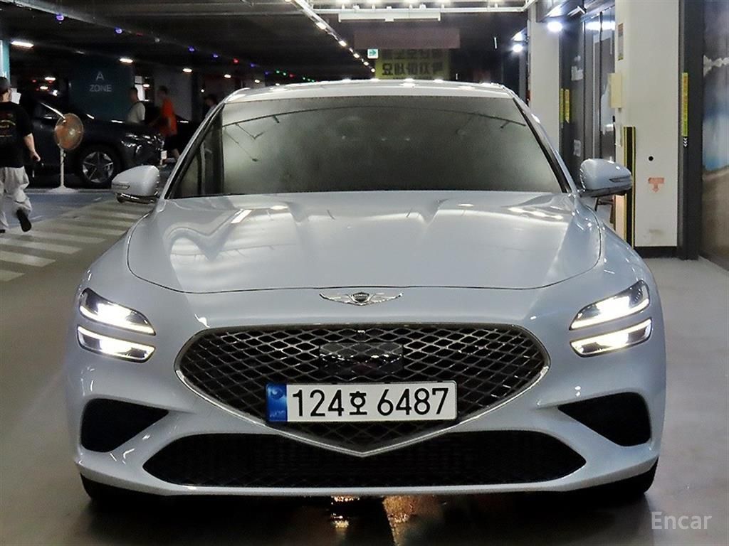 Genesis G70