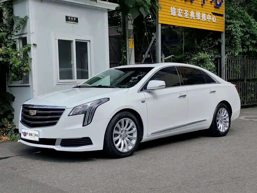 Cadillac XTS