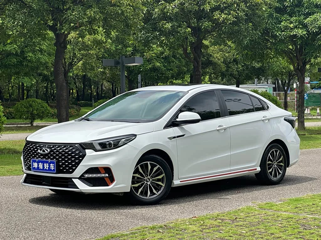 Chery 5 PLUS