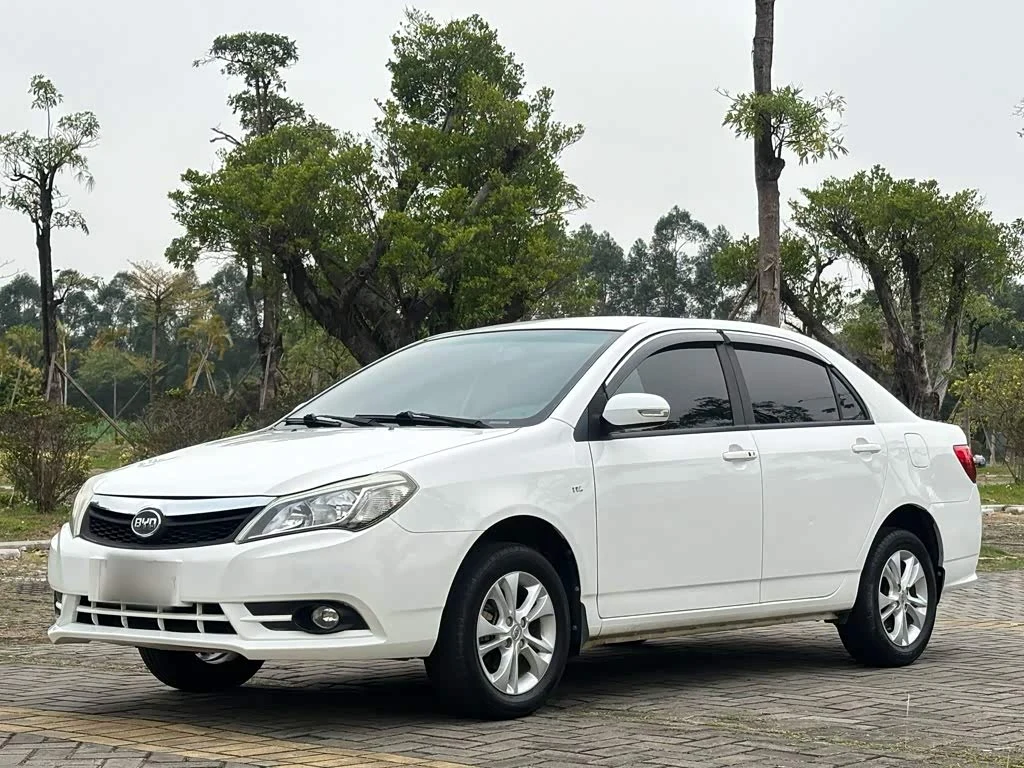 BYD F3