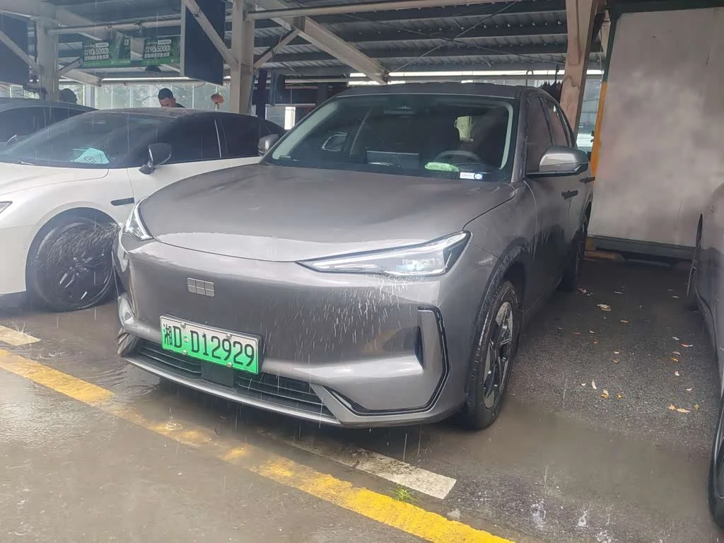 Geely Galaxy Galaxy E5
