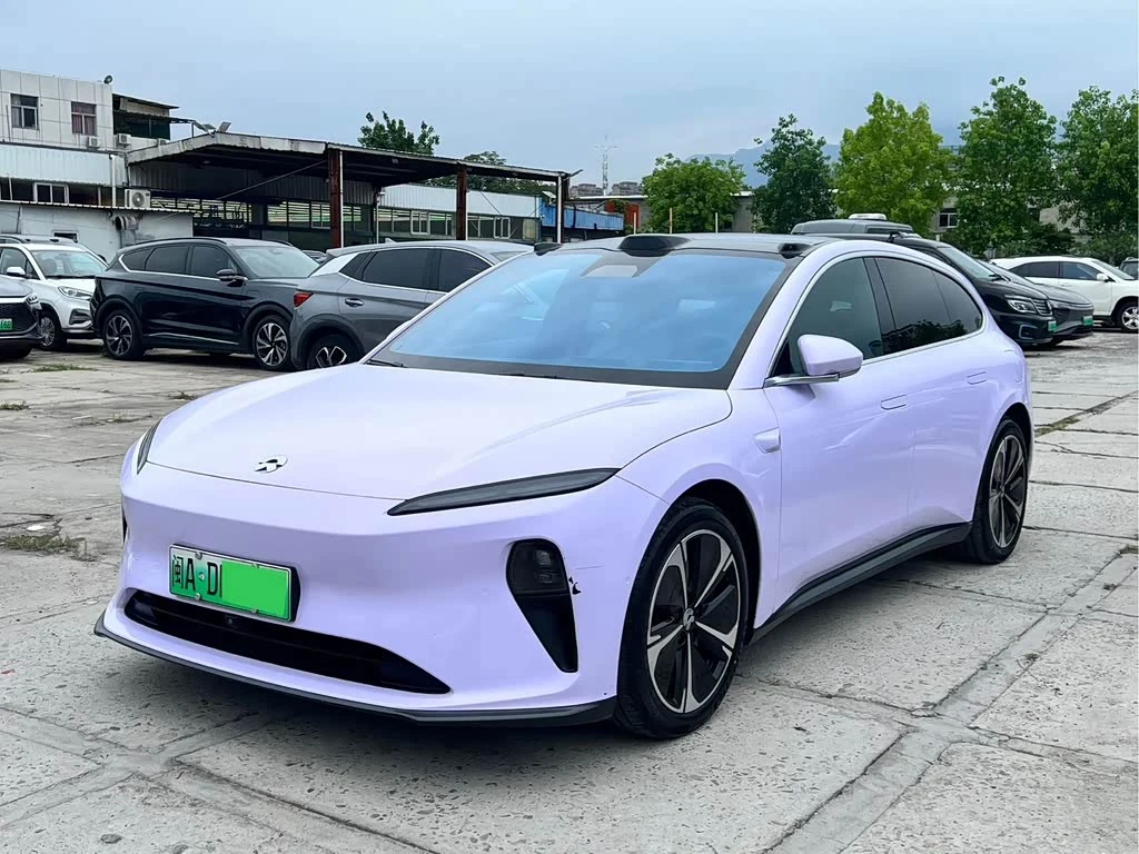 NIO ET5T