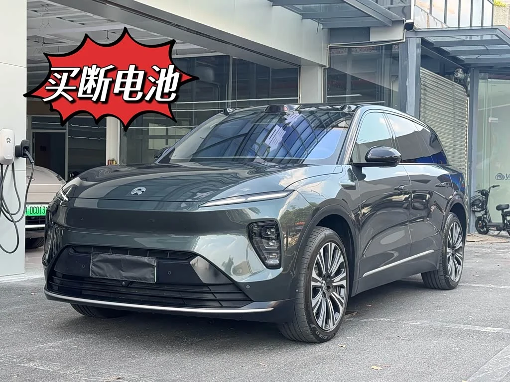 NIO ES8