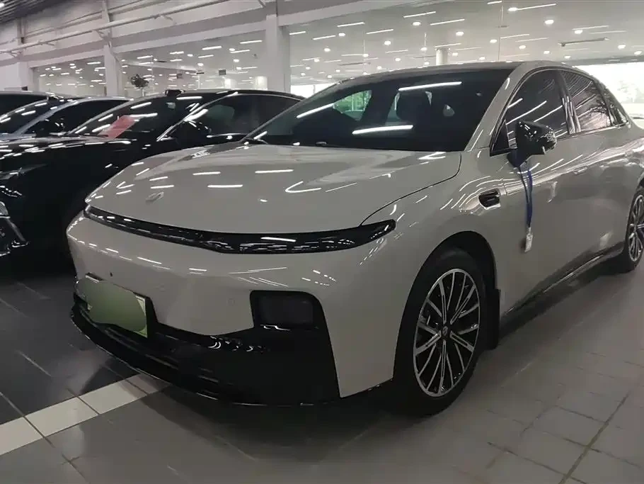Leapmotor B01