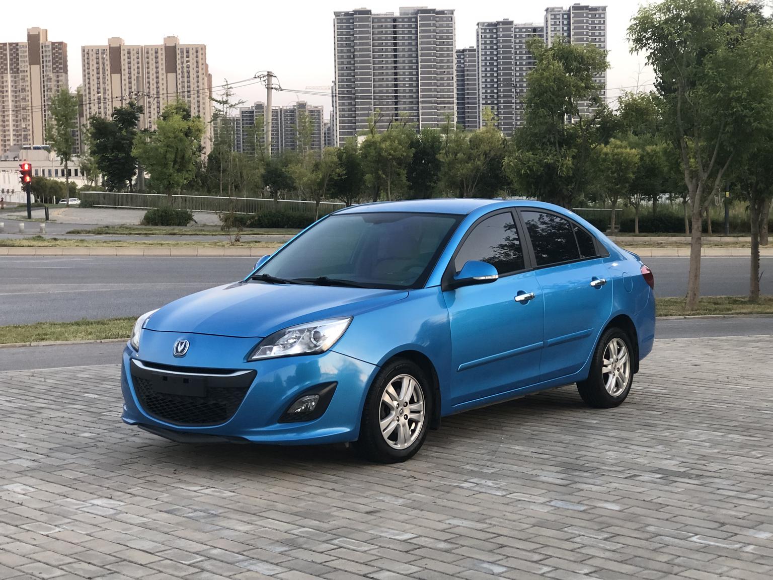 Changan V5