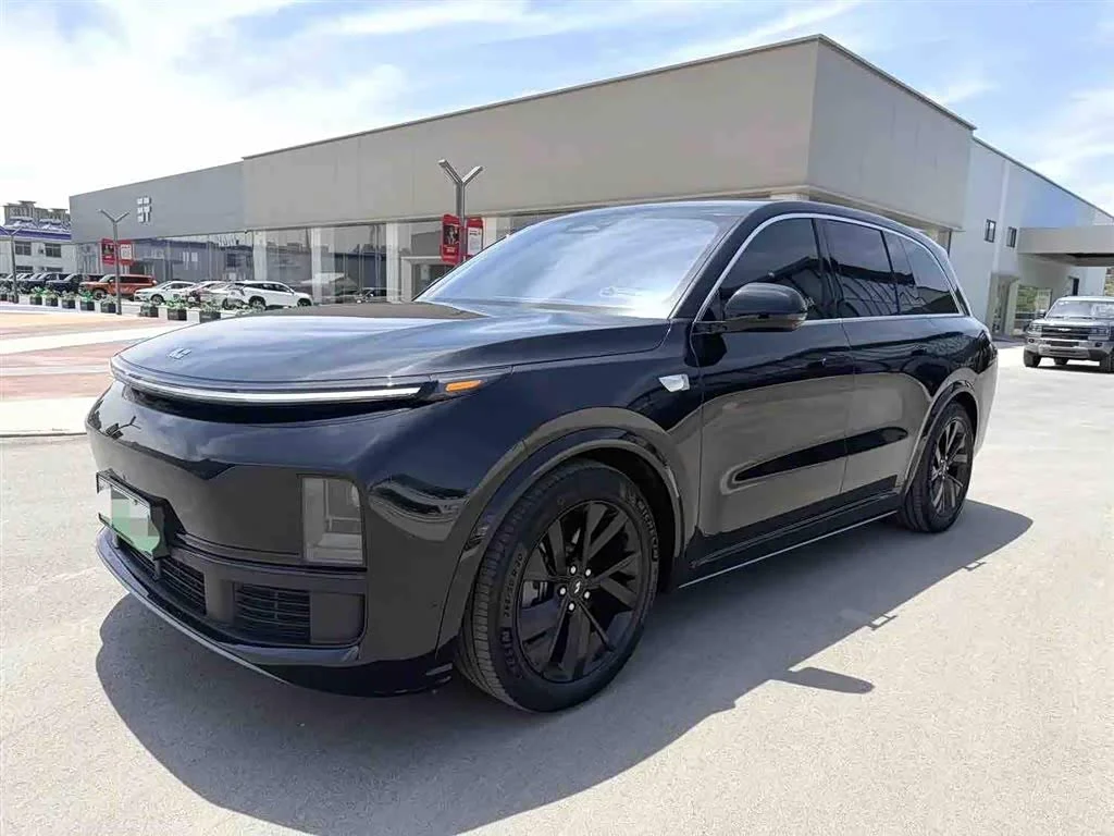 Li Auto L8