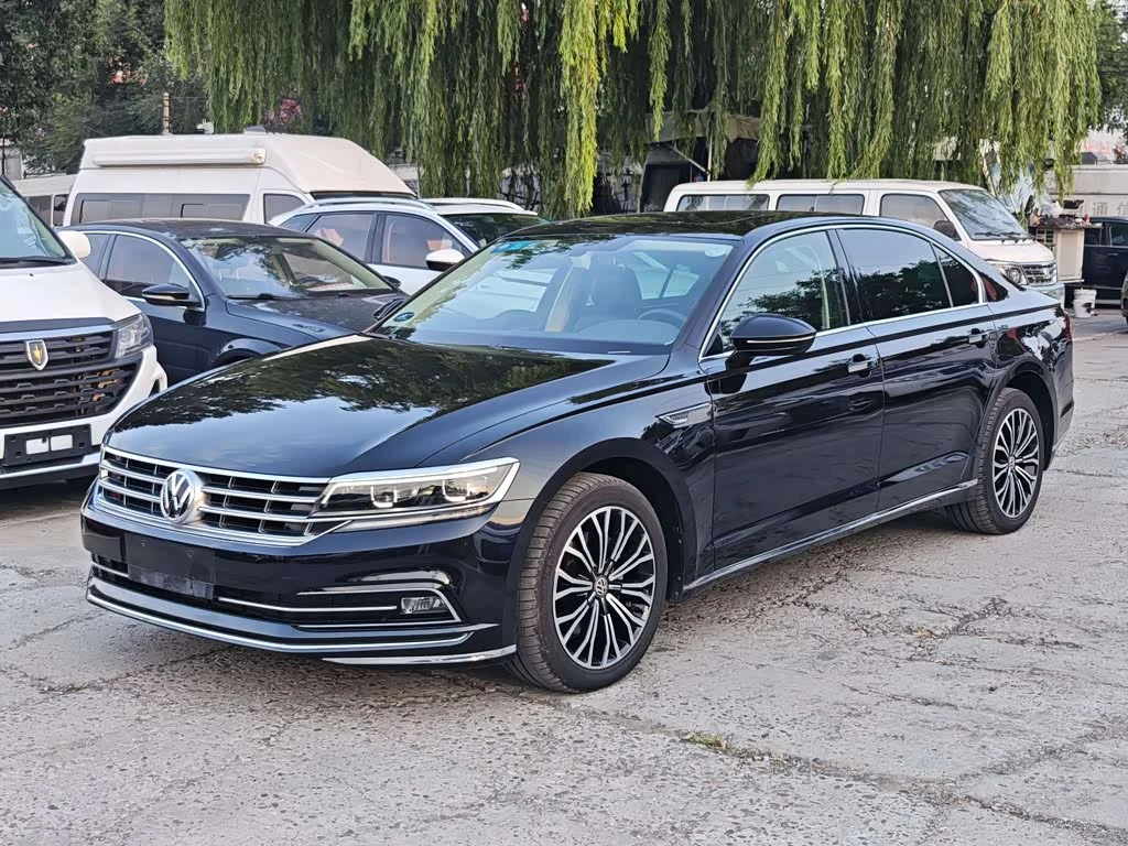 Volkswagen Phideon