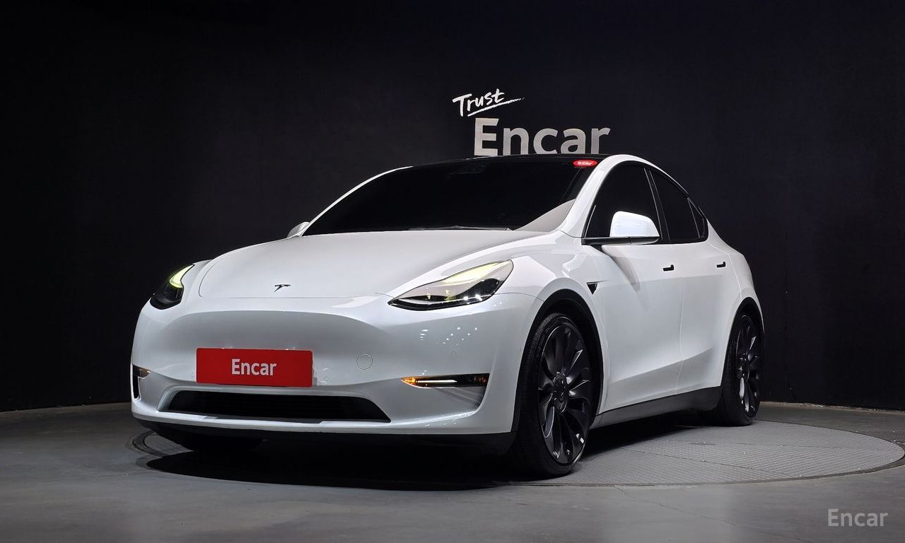 Tesla Model Y