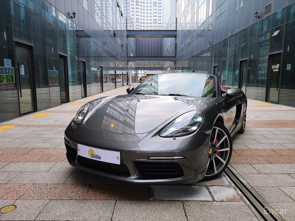 Porsche 718