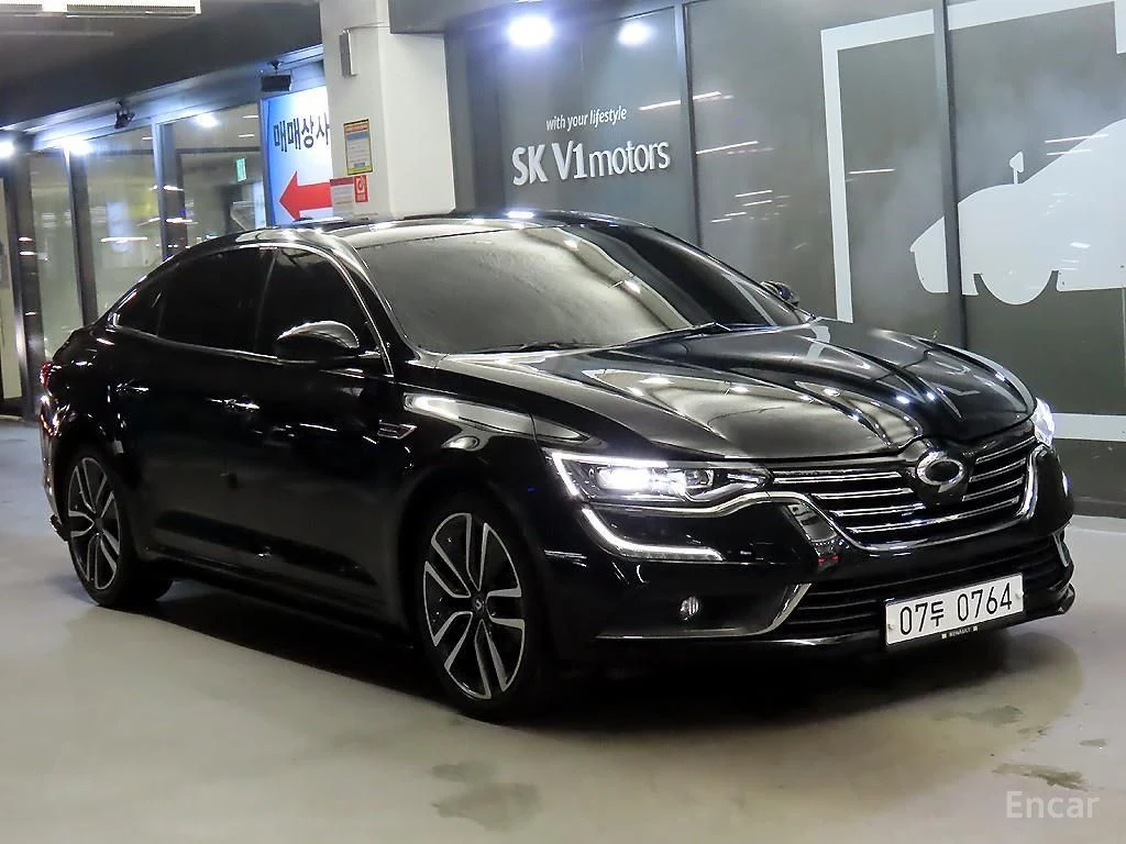 Renault SM6
