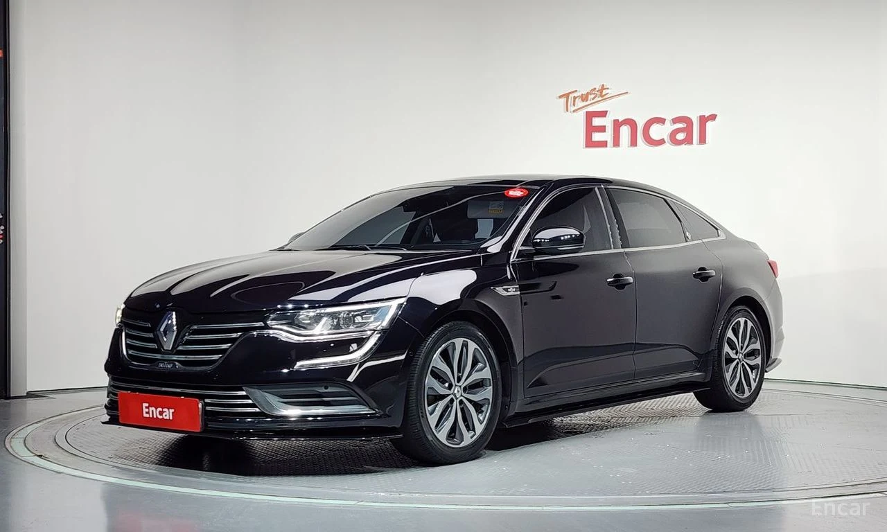 Renault SM6