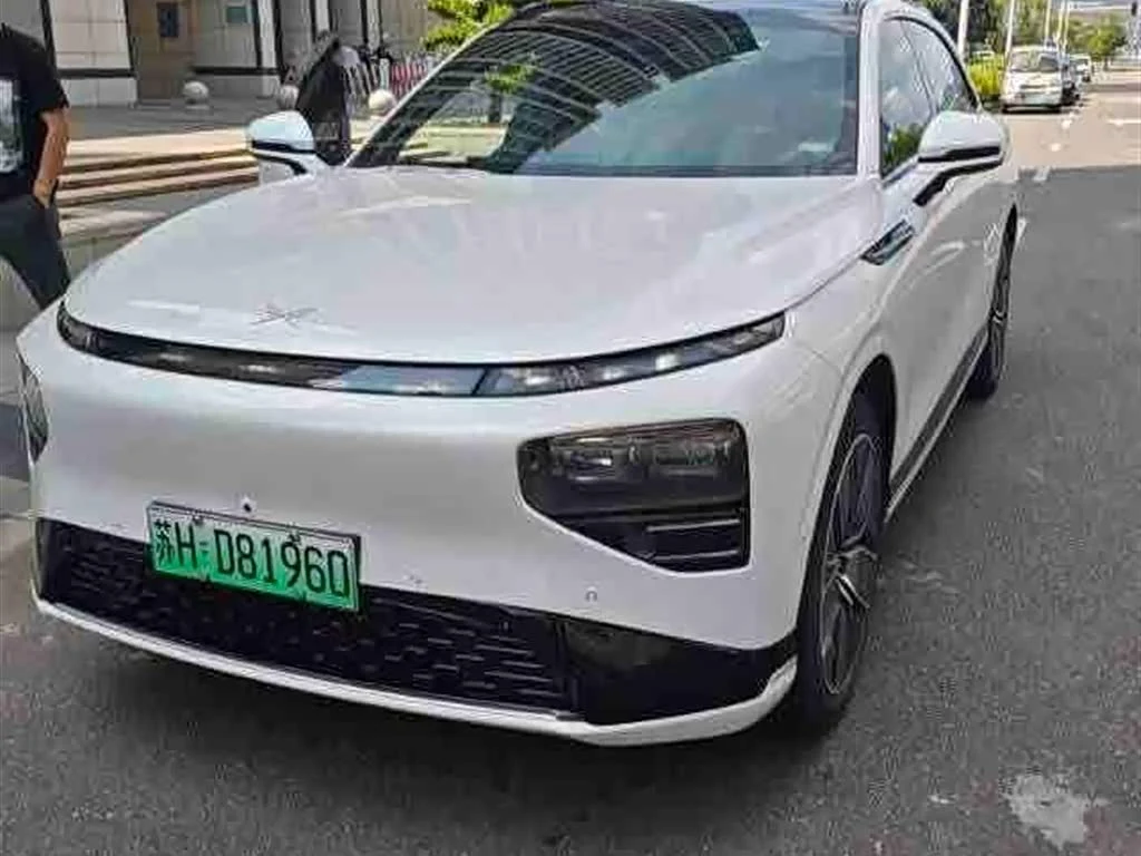 Xpeng G9