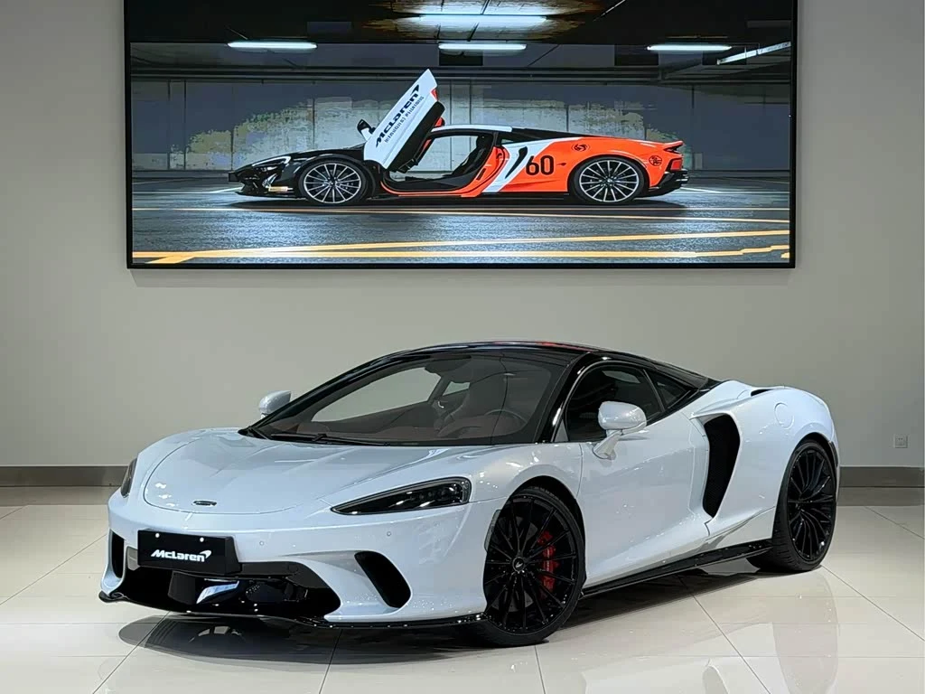 McLaren GT