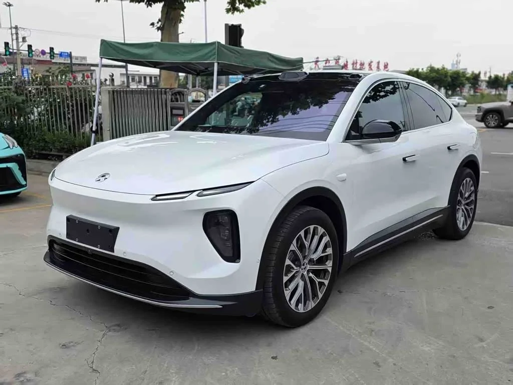 NIO EC6