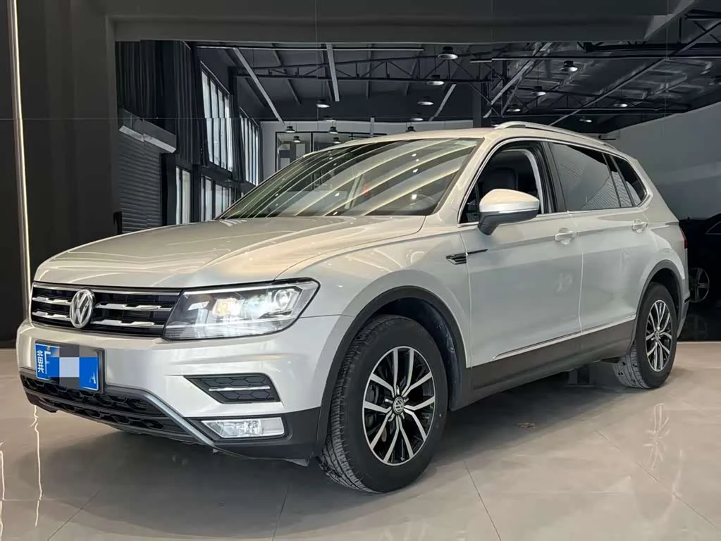 Volkswagen Tiguan L