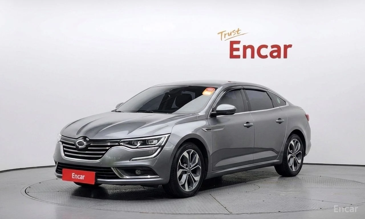 Renault SM6