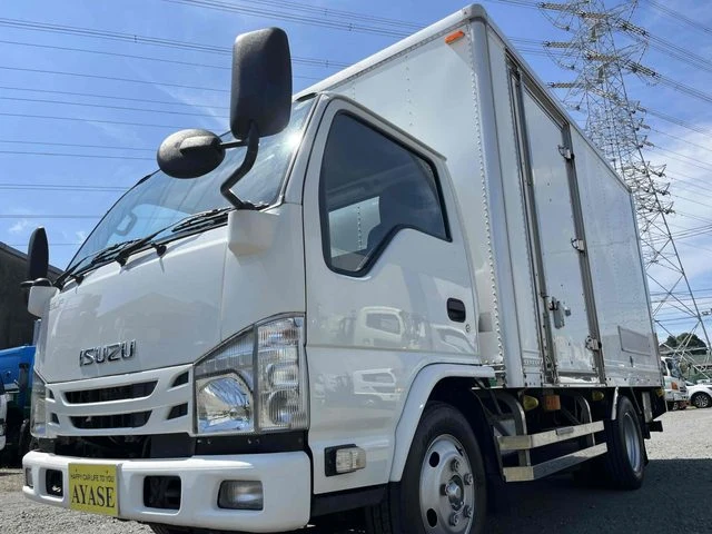 Isuzu Elf