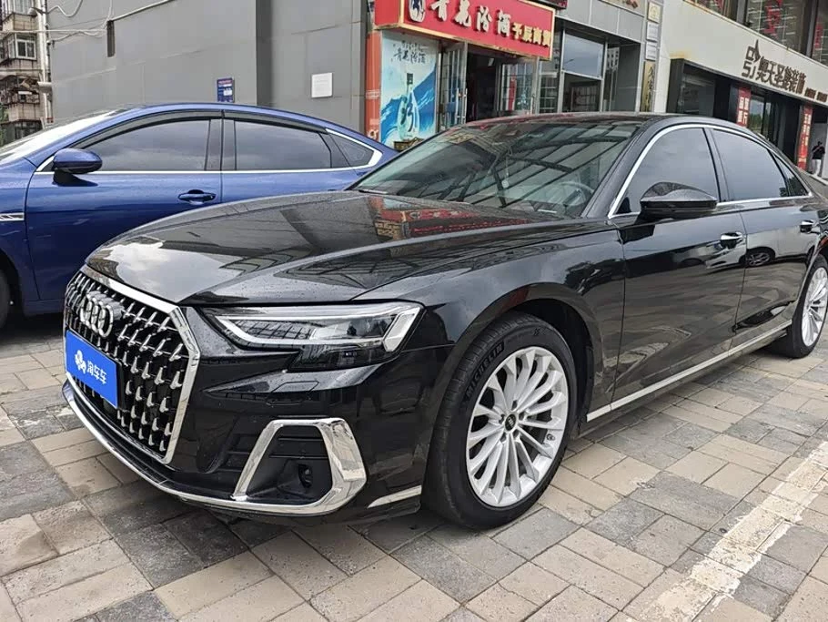 Audi A8
