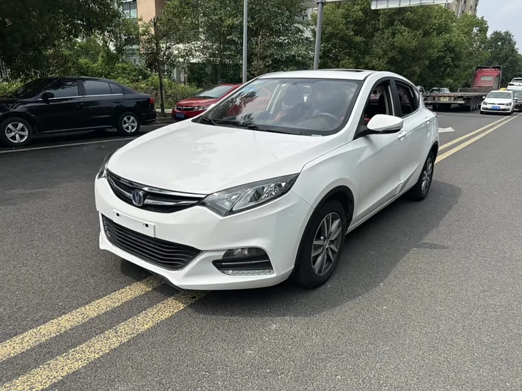 Changan EadoXT