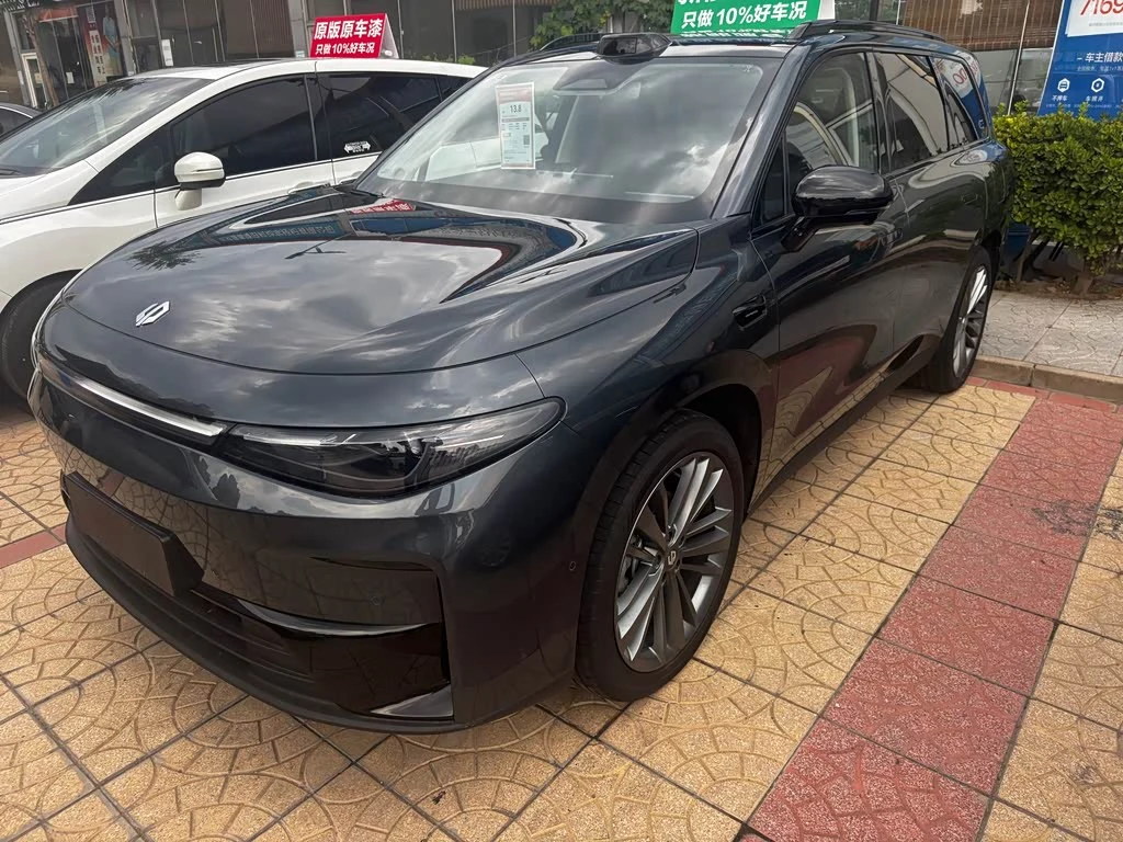 Leapmotor C16