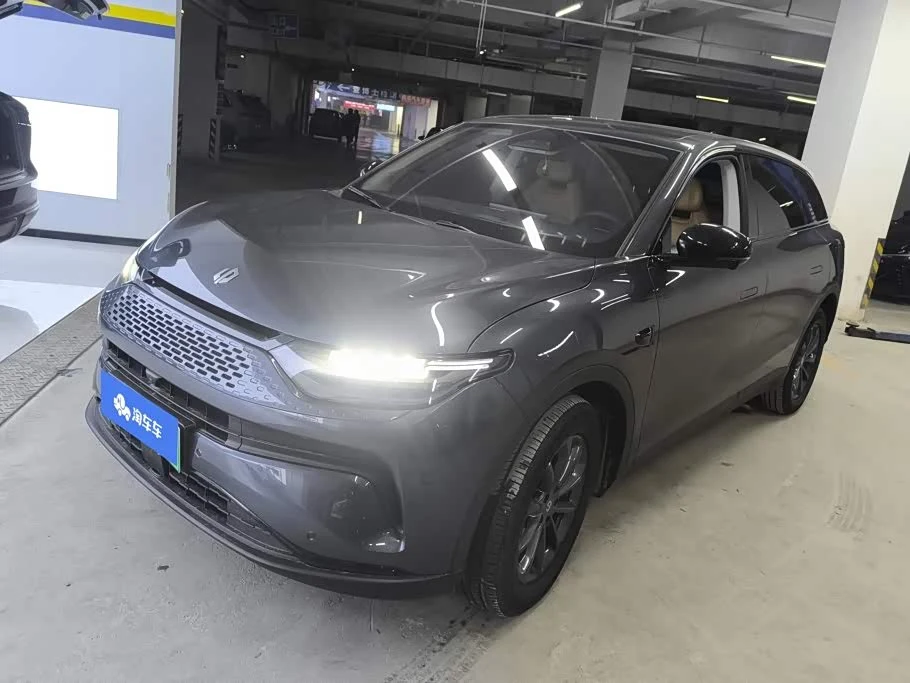Leapmotor C11
