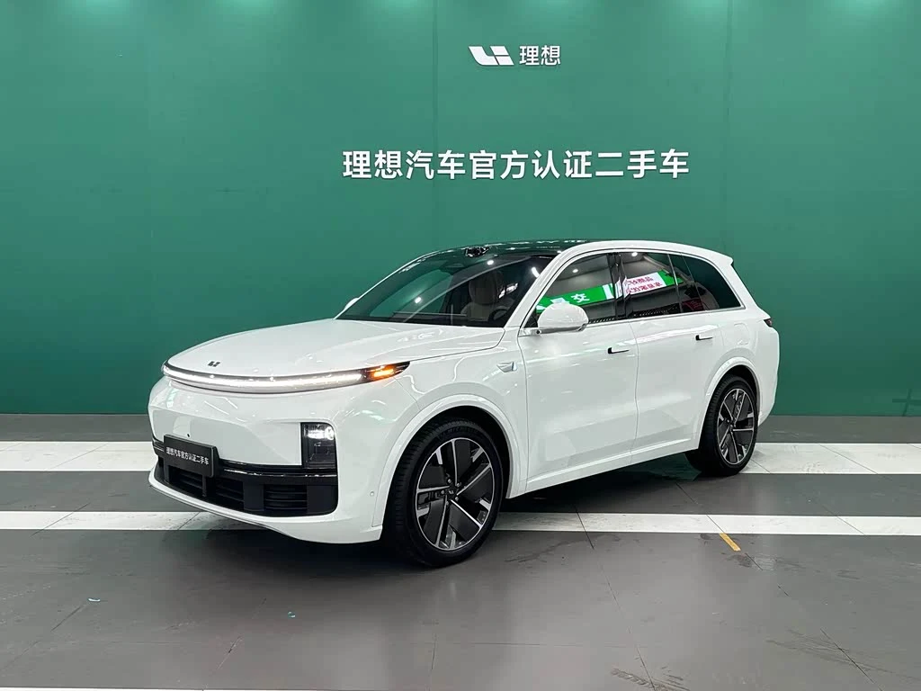 Li Auto L8