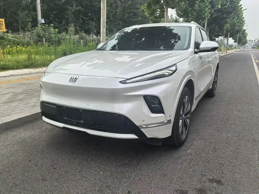 Buick E5