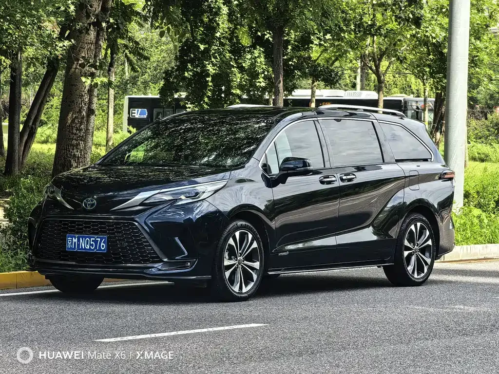 Toyota Granvia